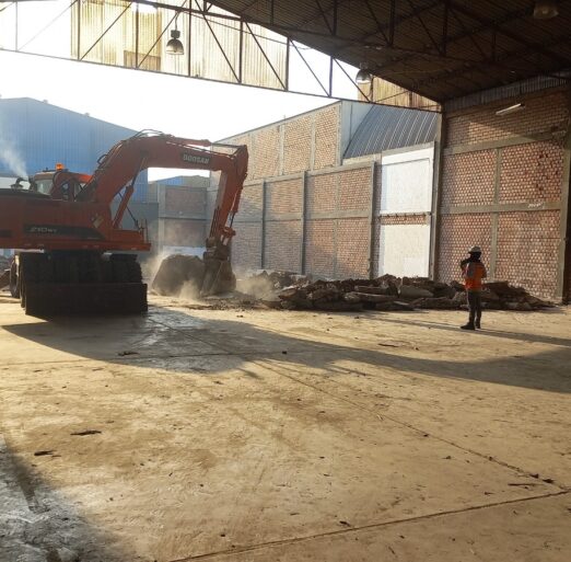 Construcción de nuevo almacén, STROBBE SAC.